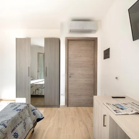 게스트하우스 Solymar 3*